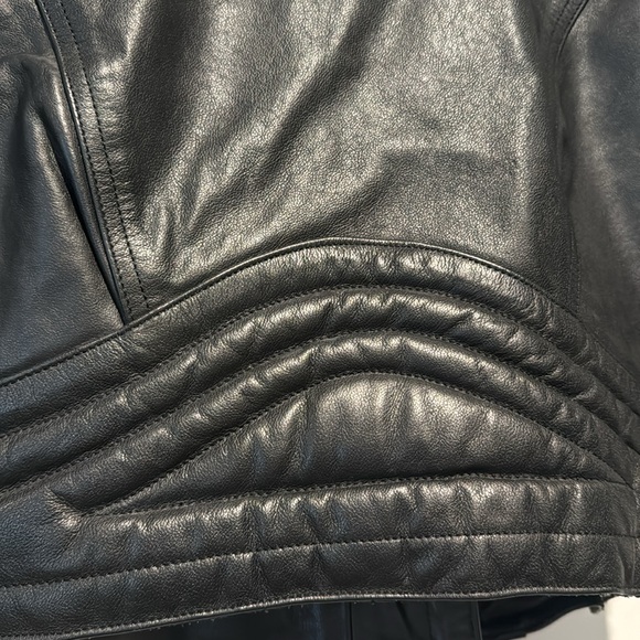 Harley-Davidson leather riding Jacket-padded lower back 2 zipper option closure - Picture 9 of 16
